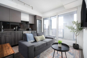 Condo with 2 bedrooms in Great Downtown location